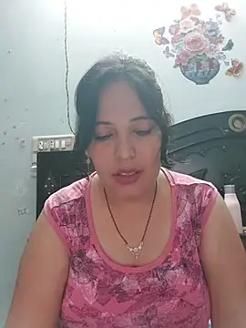 Poojabhabi101 Show in webcam