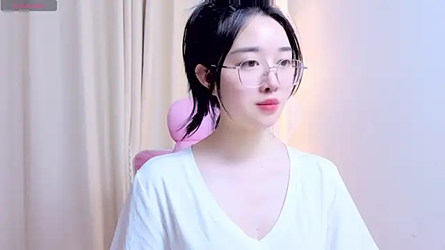 Miu-999's Live XXX Chat