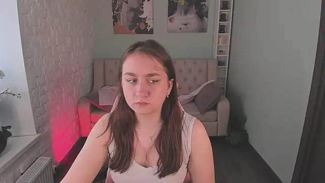KattieCutieXx Adlı Modelin Canlı XXX Sohbeti