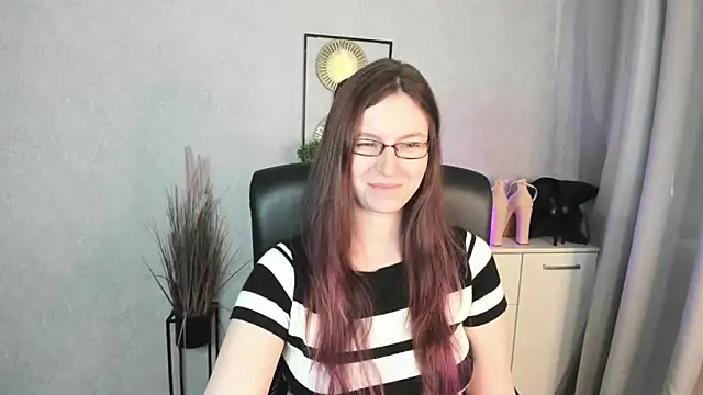 XXX chat uživo modela emmaxDelight