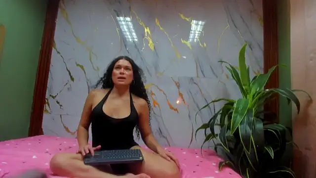 Show modela Prim_Rosse na web-kameri