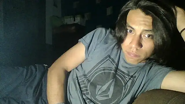Chat XXX en directo de AlexAlejandro13