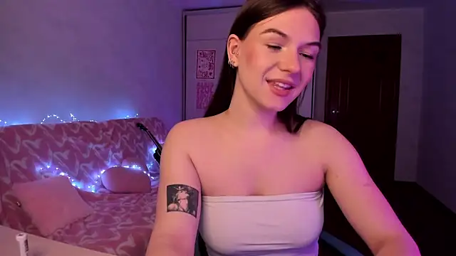 عرض كام luna_lust_212