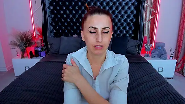 Rebecca_Diamond – Kamerová šou