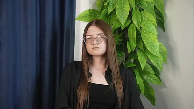 DrusillaIgel live XXX chat