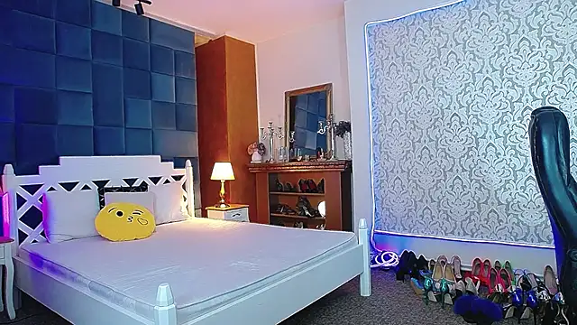 MissKora 现场XXX聊天