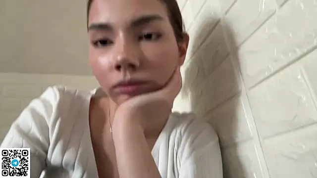 MarylnMonnier 现场XXX聊天