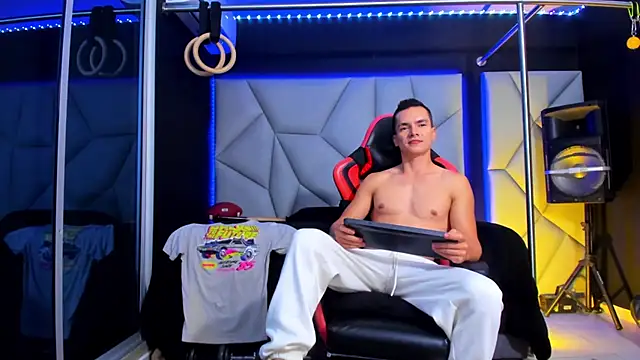 Aydenmiller96 webcam show