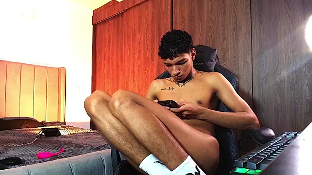 im_Usuga webcam show
