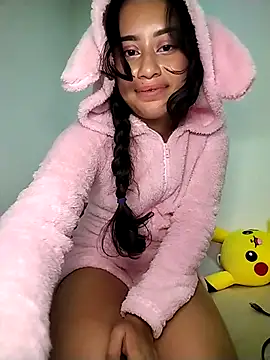 L0lita_Emi12's Webcam Show