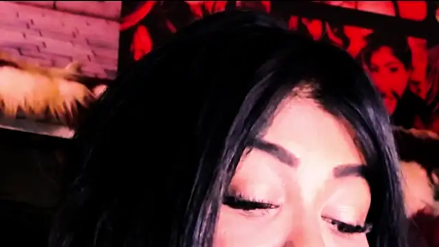 indian_dreamgirl Adlı Modelin Canlı XXX Sohbeti