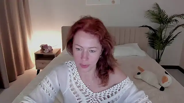 LeticiaRomano élő XXX-chatje