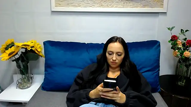 LuisaLive's Live XXX Chat