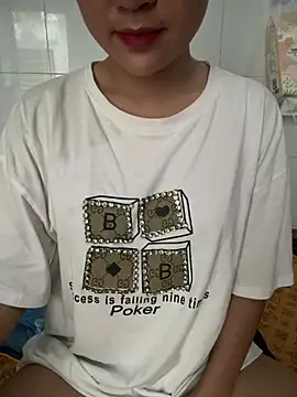lyly_xinh09 Show Webcam