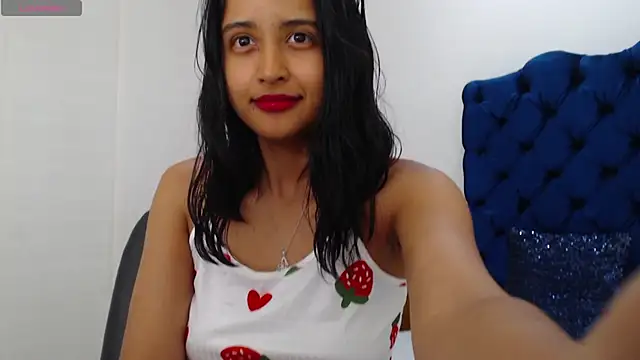 Chatroom XXX en direct de Lili666_