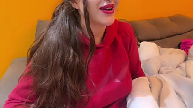 XXX chat uživo modela Elinatiranda