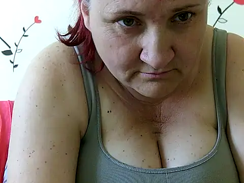 LaraXXX38 live XXX chat