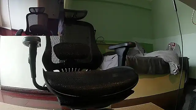 mrcake666 Show Webcam