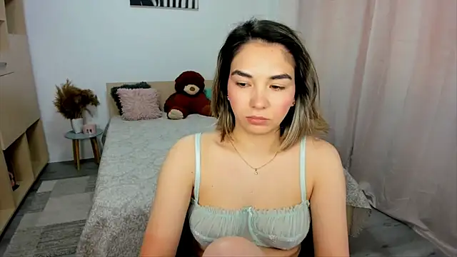Онлайн чат XXX AlexaJuly
