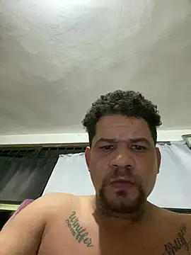 Dominicanobb webkamerás műsora