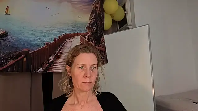 Онлайн чат XXX Lola_Belgium