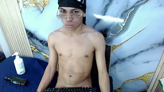 DaviidBuckx_ Live XXX-Chat