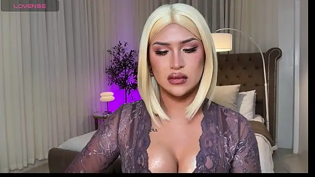 Your_Majesty_Tyra's Webcam Show