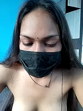 Show modela Lets_fun_ na web-kameri