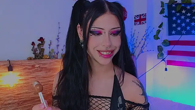 venomeowww__'s Live XXX Chat