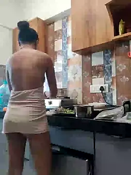 Koziekylie Chat XXX live