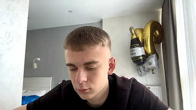 SoloFury 现场XXX聊天