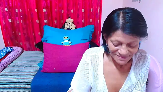 SLUTTYROXY Live XXX Chat