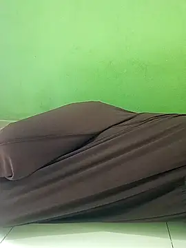 Monaleca-2 Adlı Modelin Canlı XXX Sohbeti