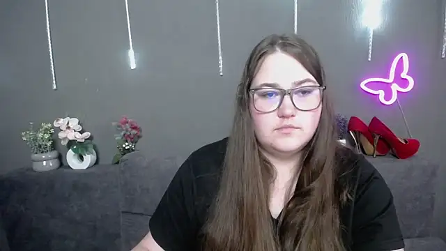 XX_Daniella_XX Adlı Modelin Canlı XXX Sohbeti