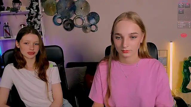 XXX chat uživo modela khloebeauty