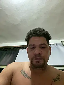 Dominicanobb Show in webcam