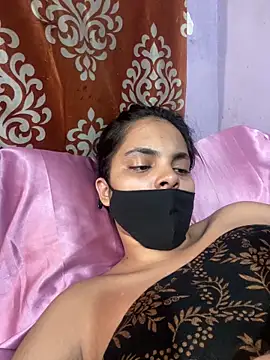 Show modela Sandhya_77 na web-kameri
