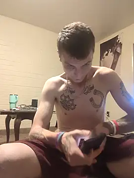 jizzyglizzy92's Webcam Show