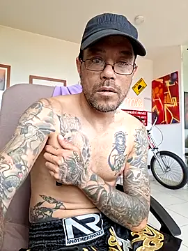 Chat +18 de Mr_Graffitimile ao vivo