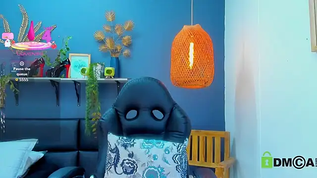 yessila_parker élő XXX-chatje