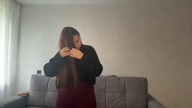 Chatroom XXX en direct de MaiaEnnist