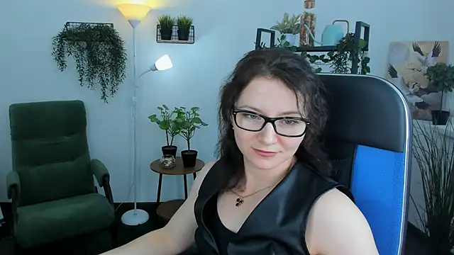 AureliaGleam Chat XXX live