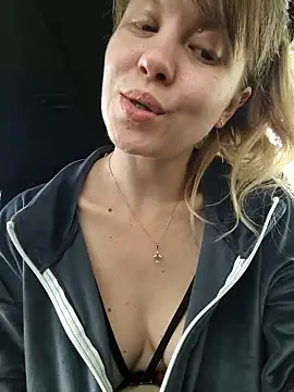astiSWEET's Live XXX Chat