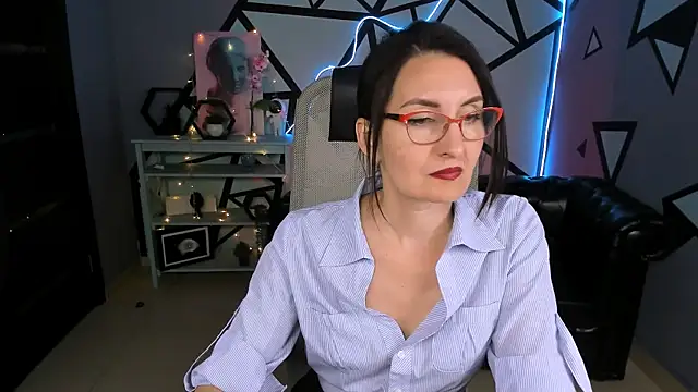 UnaTerra's Live XXX Chat