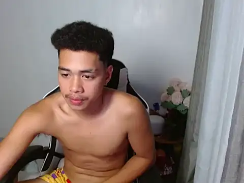 curlyasian_njxx Pertunjukan Webcam