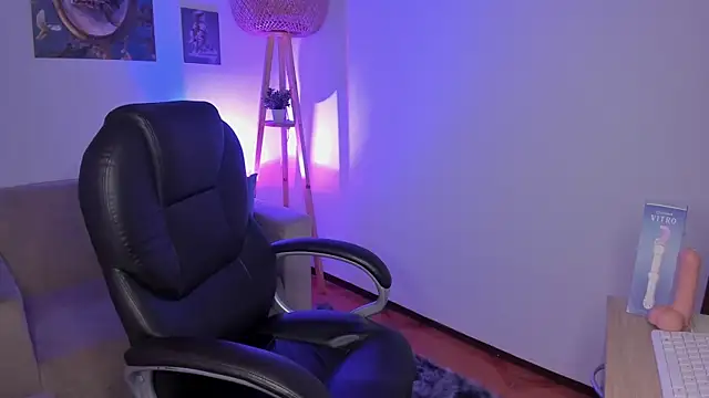 عرض كام NaomiSaenz_