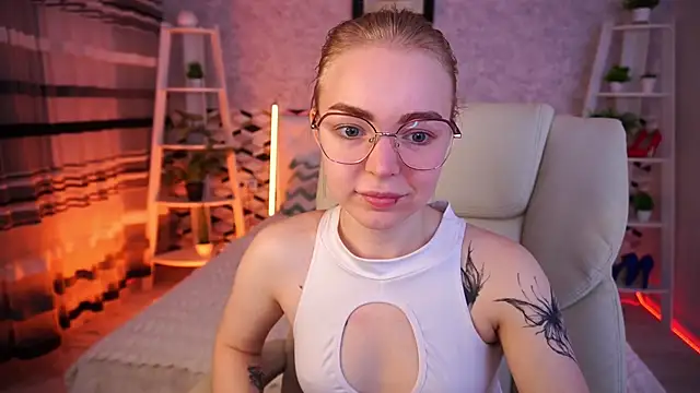 EmilySunshineS live XXX chat