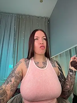 Chat +18 de Tattitude_ ao vivo