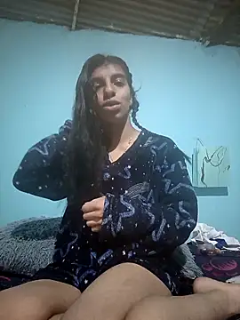 Ariell_Kieran élő XXX-chatje