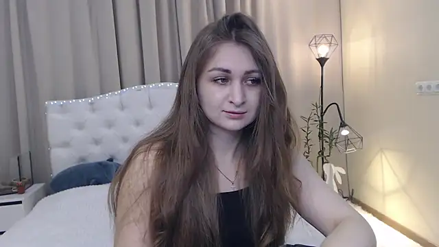 BeataBabe Adlı Modelin Canlı XXX Sohbeti
